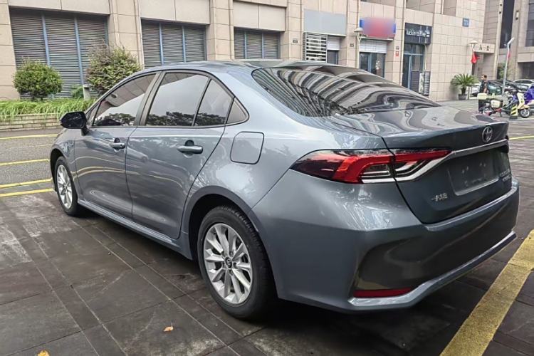Used Toyota Corolla 2021 Dual-Motor 1.8L E-CVT Elite Edition Exterior 3