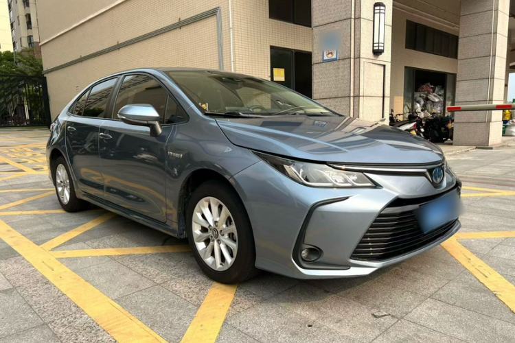 Used Toyota Corolla 2021 Dual-Motor 1.8L E-CVT Elite Edition Exterior 3