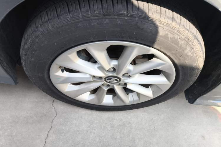 Used Toyota Corolla 2021 Dual-Motor 1.8L E-CVT Elite Edition Exterior 4
