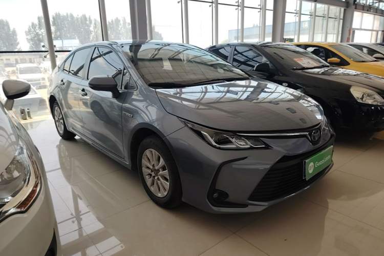 Used Toyota Corolla 2021 Dual-Engine 1.8L E-CVT Pioneer Edition Front Right 45 Deg