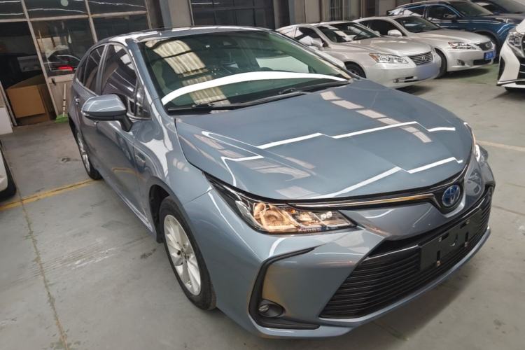 Used Toyota Corolla 2021 Dual-Motor 1.8L E-CVT Elite Edition Front Right 45 Deg