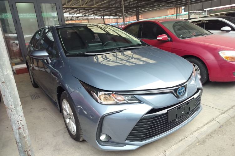 Used Toyota Corolla 2021 Dual-Motor 1.8L E-CVT Elite Edition Front Right 45 Deg