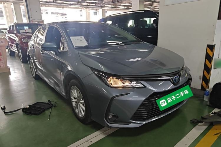 Used Toyota Corolla 2021 Dual-Motor 1.8L E-CVT Elite Edition Front Right 45 Deg