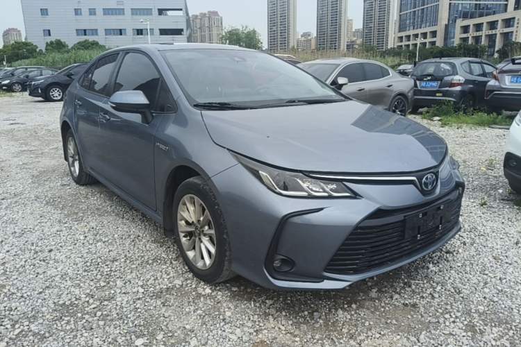 Used Toyota Corolla 2021 Dual-Motor 1.8L E-CVT Elite Edition Front Right 45 Deg