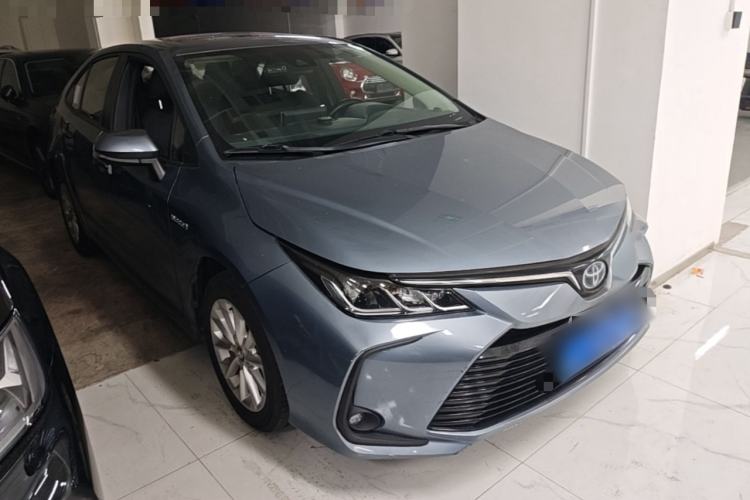 Used Toyota Corolla 2021 Dual-Motor 1.8L E-CVT Elite Edition Front Right 45 Deg