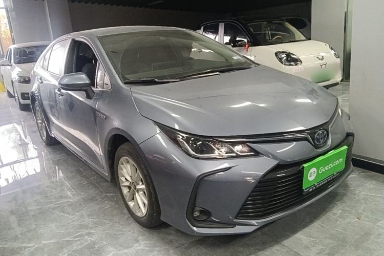 Used Toyota Corolla 2021 Dual-Motor 1.8L E-CVT Elite Edition Front Right 45 Deg