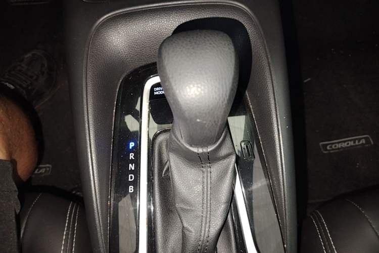 Used Toyota Corolla 2021 Dual-Engine 1.8L E-CVT Pioneer Edition Gear Lever