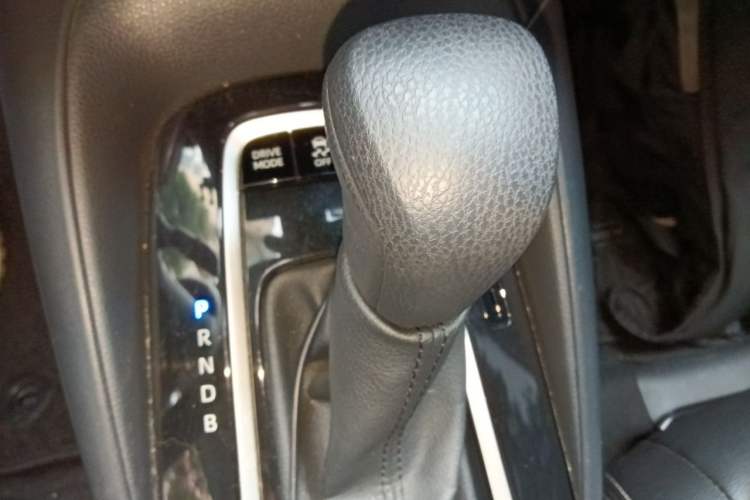 Used Toyota Corolla 2021 Dual-Motor 1.8L E-CVT Elite Edition Gear Lever