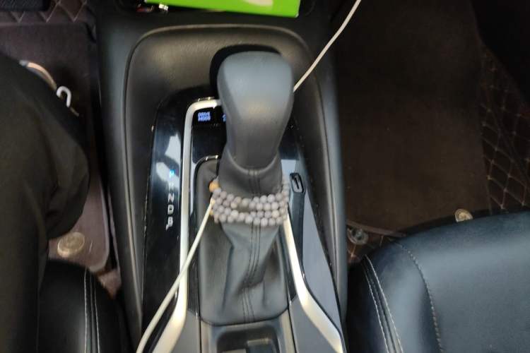 Used Toyota Corolla 2021 Dual-Motor 1.8L E-CVT Elite Edition Gear Lever