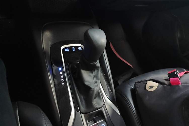 Used Toyota Corolla 2021 Dual-Motor 1.8L E-CVT Elite Edition Gear Lever