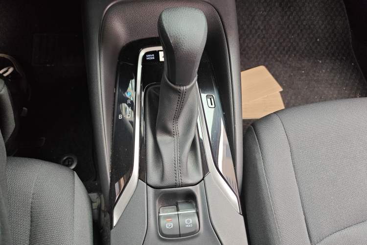 Used Toyota Corolla 2021 Dual-Motor 1.8L E-CVT Elite Edition Gear Lever
