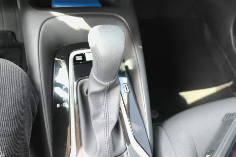 Used Toyota Corolla 2021 Dual-Motor 1.8L E-CVT Elite Edition Gear Lever