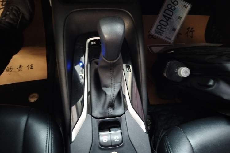 Used Toyota Corolla 2021 Dual-Motor 1.8L E-CVT Elite Edition Gear Lever