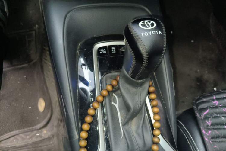 Used Toyota Corolla 2021 Dual-Motor 1.8L E-CVT Elite Edition Gear Lever