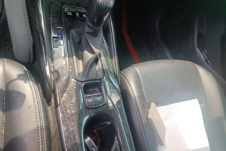 Used Toyota Corolla 2021 Dual-Motor 1.8L E-CVT Elite Edition Gear Lever