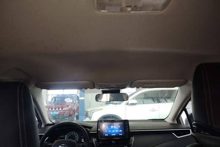 Used Toyota Corolla 2021 Dual-Engine 1.8L E-CVT Pioneer Edition Headliner