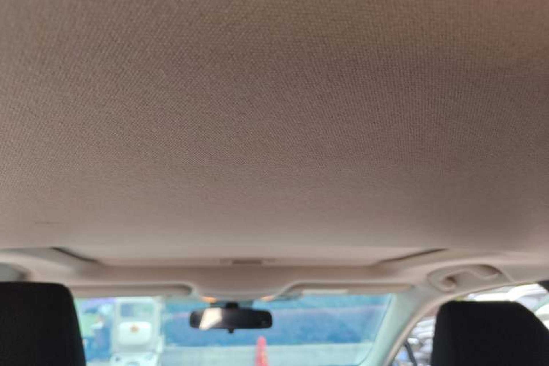 Used Toyota Corolla 2021 Dual-Motor 1.8L E-CVT Elite Edition Headliner