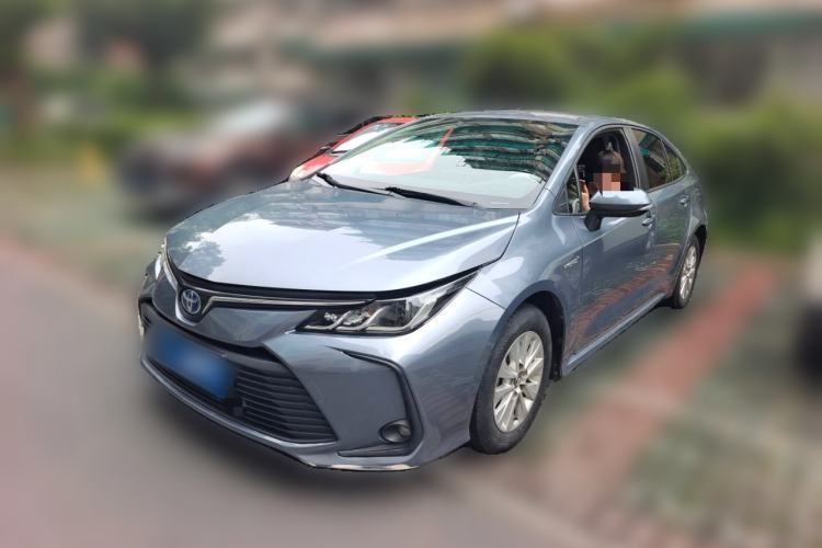 Used Toyota Corolla 2021 Dual-Engine 1.8L E-CVT Pioneer Edition Guazi used car, China used car export, Used car for sale, Used cars, Cheapest cars for sale