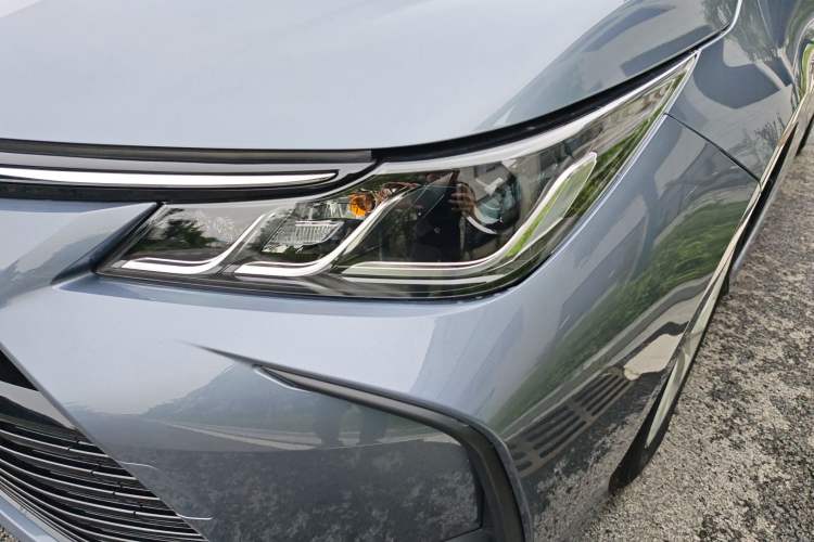 Used Toyota Corolla 2021 Dual-Motor 1.8L E-CVT Elite Edition Left Front Headlight