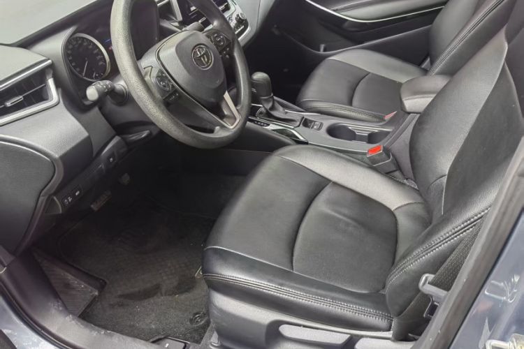 Used Toyota Corolla 2021 Dual-Motor 1.8L E-CVT Elite Edition Left Front Seat