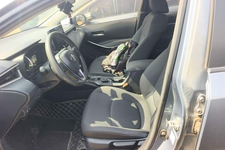 Used Toyota Corolla 2021 Dual-Engine 1.8L E-CVT Pioneer Edition Left Front Seat
