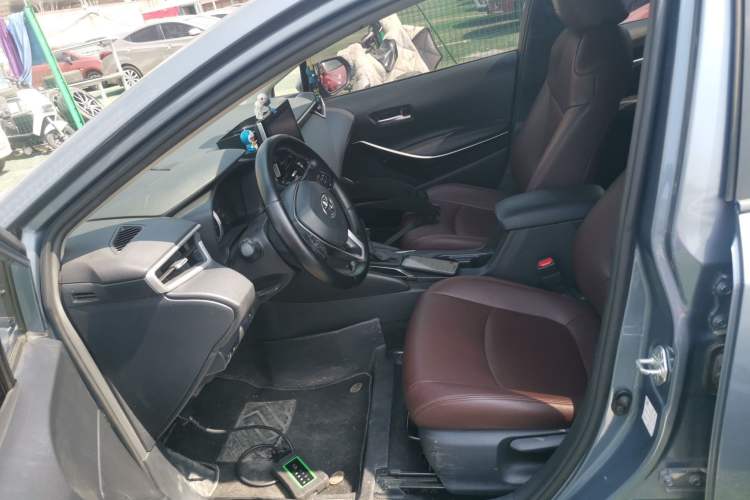 Used Toyota Corolla 2021 Dual-Motor 1.8L E-CVT Elite Edition Left Front Seat