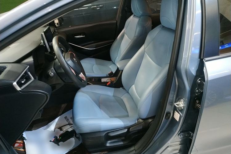 Used Toyota Corolla 2021 Dual-Motor 1.8L E-CVT Elite Edition Left Front Seat