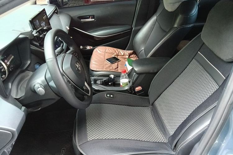 Used Toyota Corolla 2021 Dual-Motor 1.8L E-CVT Elite Edition Left Front Seat