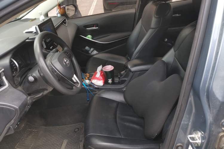 Used Toyota Corolla 2021 Dual-Motor 1.8L E-CVT Elite Edition Left Front Seat