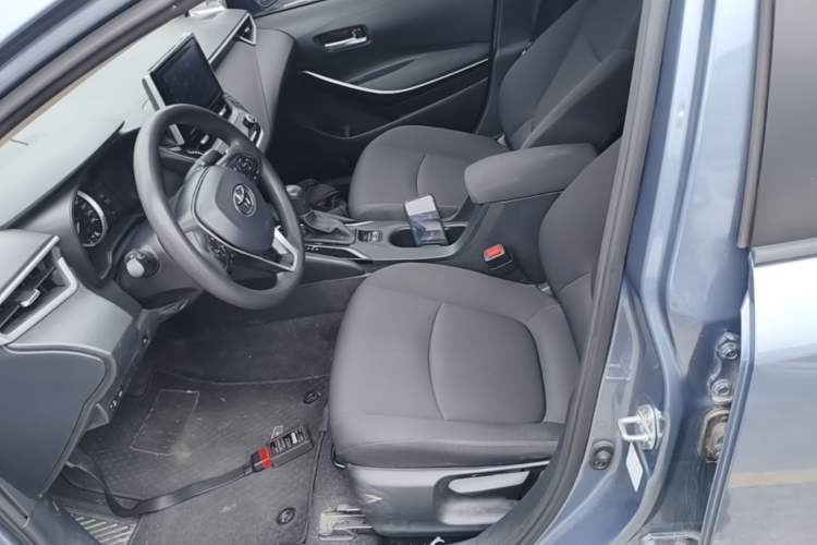 Used Toyota Corolla 2021 Dual-Motor 1.8L E-CVT Elite Edition Left Front Seat
