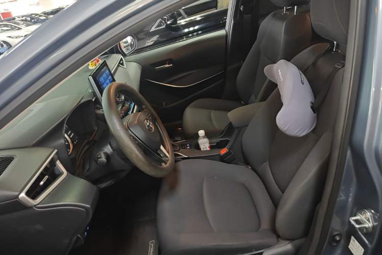 Used Toyota Corolla 2021 Dual-Motor 1.8L E-CVT Elite Edition Left Front Seat