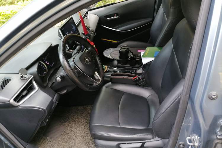 Used Toyota Corolla 2021 Dual-Engine 1.8L E-CVT Pioneer Edition Left Front Seat