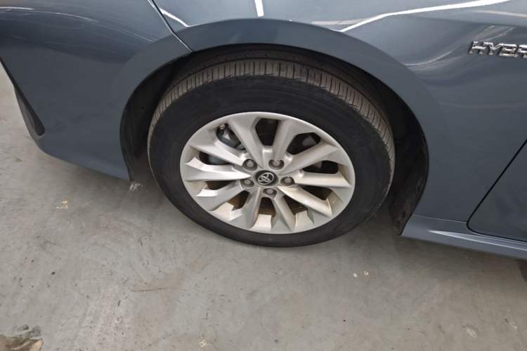 Used Toyota Corolla 2021 Dual-Motor 1.8L E-CVT Elite Edition Left Front Wheel Hub