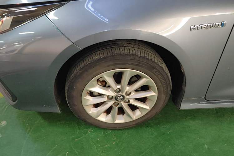 Used Toyota Corolla 2021 Dual-Motor 1.8L E-CVT Elite Edition Left Front Wheel Hub