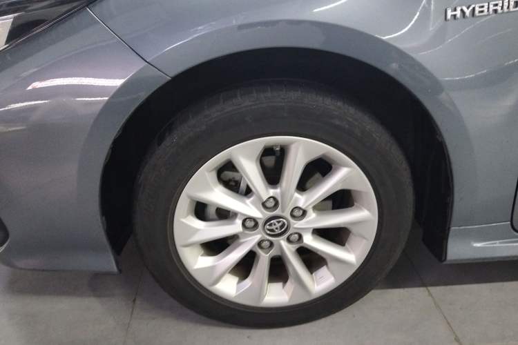 Used Toyota Corolla 2021 Dual-Motor 1.8L E-CVT Elite Edition Left Front Wheel Hub