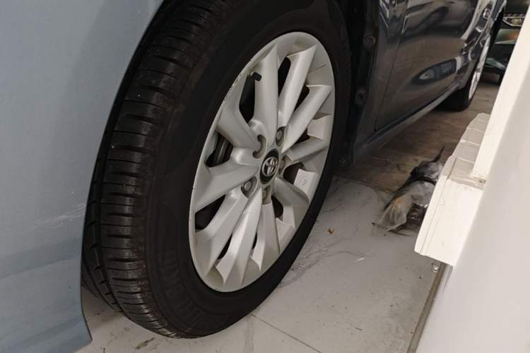 Used Toyota Corolla 2021 Dual-Motor 1.8L E-CVT Elite Edition Left Front Wheel Hub