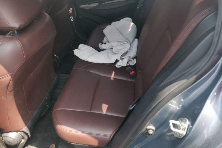 Used Toyota Corolla 2021 Dual-Motor 1.8L E-CVT Elite Edition Left Rear Seat