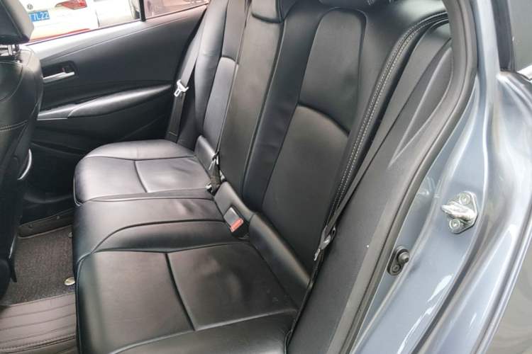 Used Toyota Corolla 2021 Dual-Motor 1.8L E-CVT Elite Edition Left Rear Seat