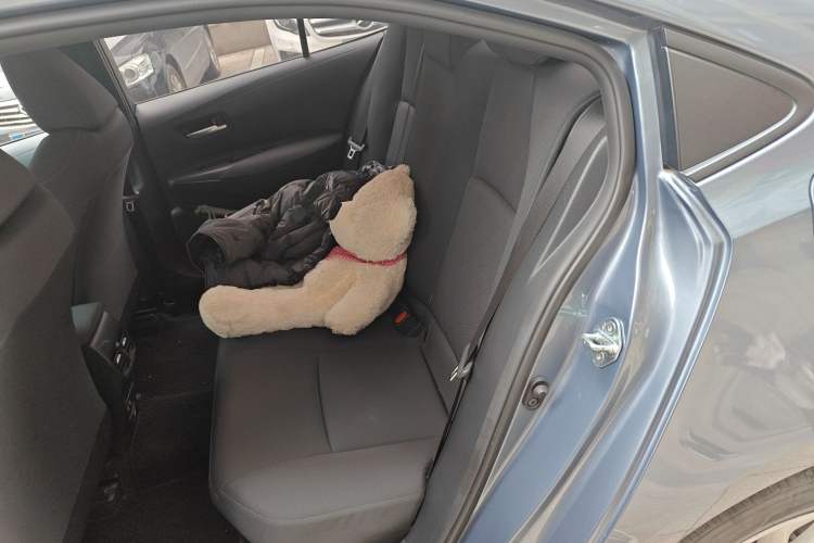 Used Toyota Corolla 2021 Dual-Motor 1.8L E-CVT Elite Edition Left Rear Seat