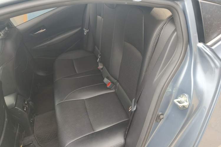 Used Toyota Corolla 2021 Dual-Motor 1.8L E-CVT Elite Edition Left Rear Seat