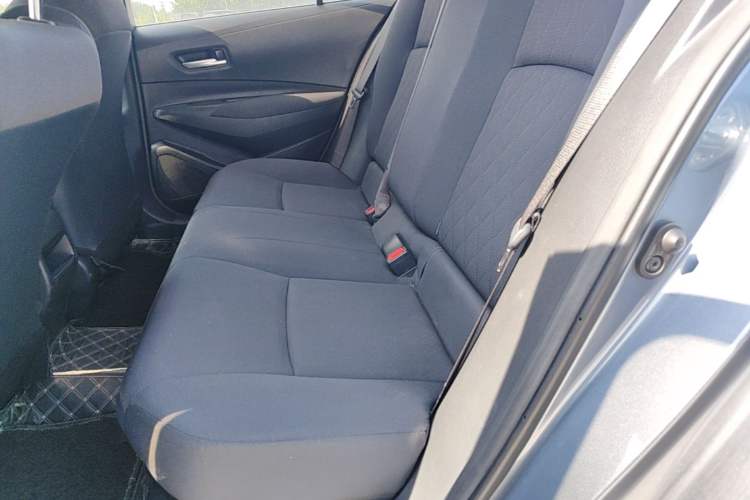 Used Toyota Corolla 2021 Dual-Engine 1.8L E-CVT Pioneer Edition Left Rear Seat