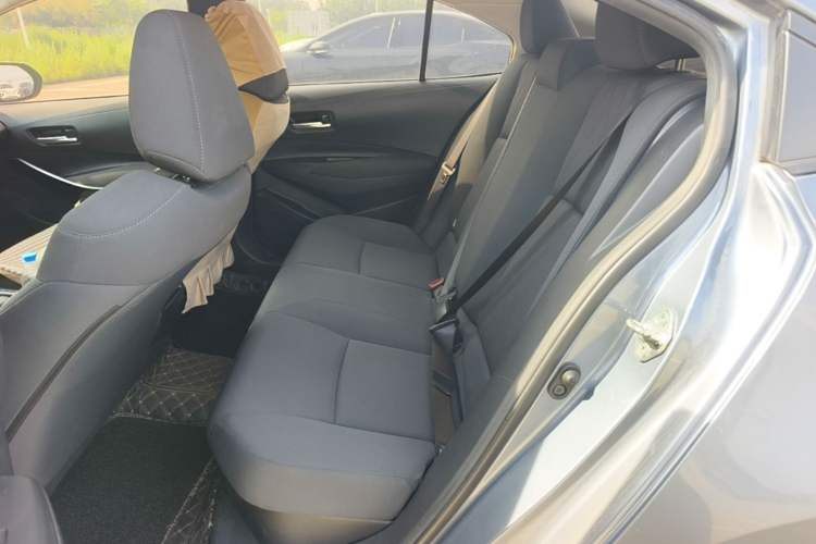Used Toyota Corolla 2021 Dual-Engine 1.8L E-CVT Pioneer Edition Left Rear Seat