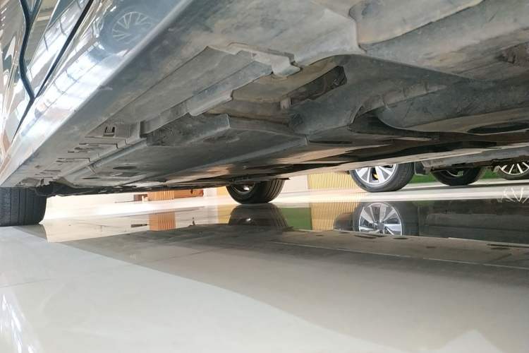 Used Toyota Corolla 2021 Dual-Motor 1.8L E-CVT Elite Edition Left Side Sill