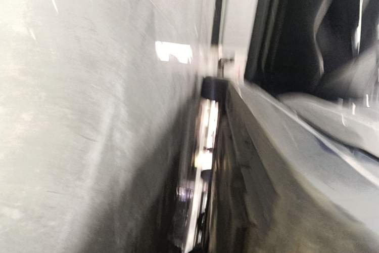 Used Toyota Corolla 2021 Dual-Motor 1.8L E-CVT Elite Edition Left Side Sill