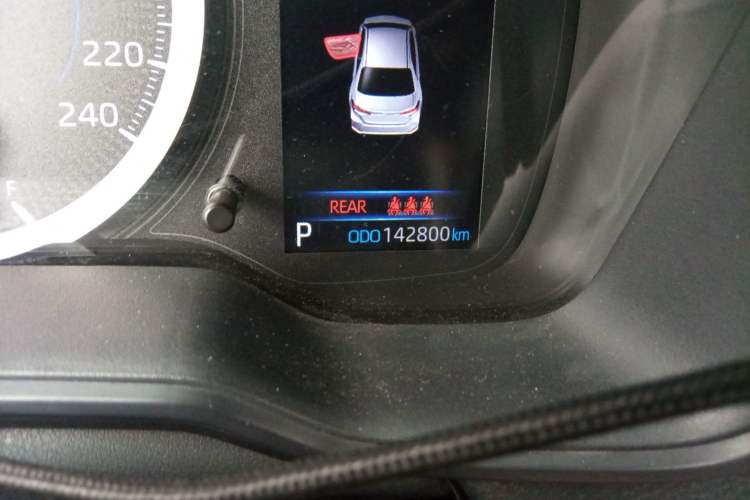 Used Toyota Corolla 2021 Dual-Engine 1.8L E-CVT Pioneer Edition Odometer Close Up