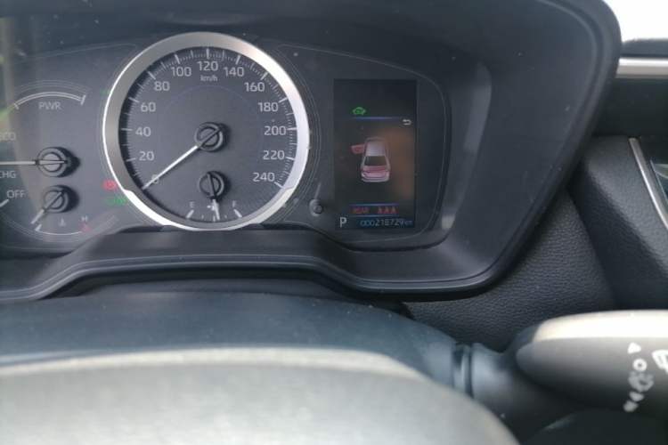 Used Toyota Corolla 2021 Dual-Engine 1.8L E-CVT Pioneer Edition Odometer Close Up