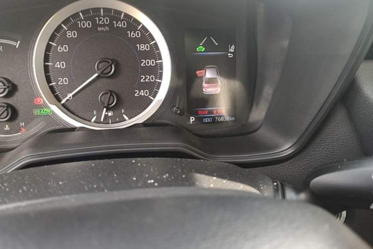 Used Toyota Corolla 2021 Dual-Motor 1.8L E-CVT Elite Edition Odometer Close Up