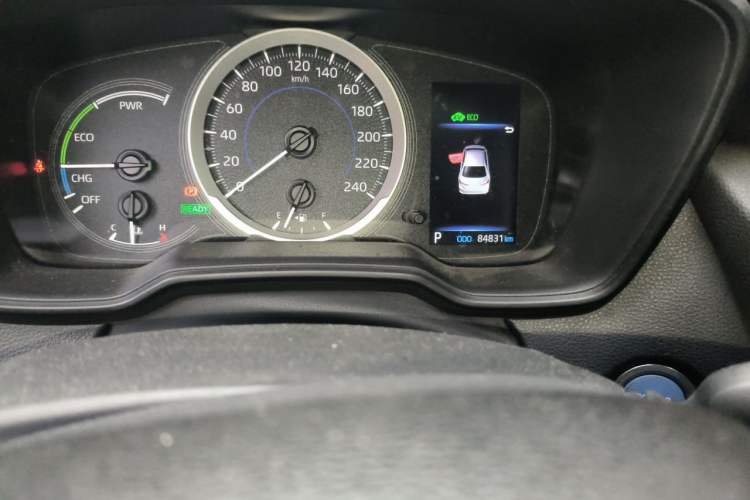 Used Toyota Corolla 2021 Dual-Motor 1.8L E-CVT Elite Edition Odometer Close Up