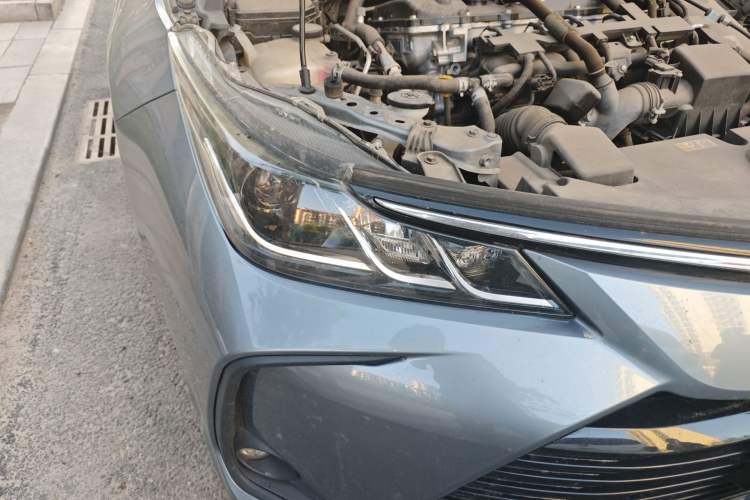 Used Toyota Corolla 2021 Dual-Motor 1.8L E-CVT Elite Edition Right Front Headlight