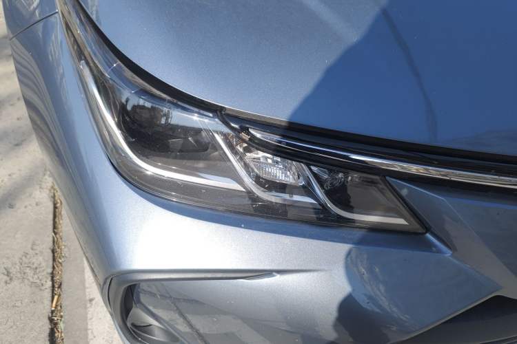 Used Toyota Corolla 2021 Dual-Engine 1.8L E-CVT Pioneer Edition Right Front Headlight